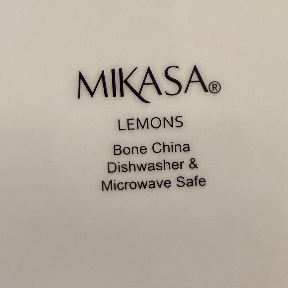 Mikasa Bone China Lemons Yellow Green Pasta Bowls 8.5” Diameter NEW Set of 4 - Picture 3 of 5